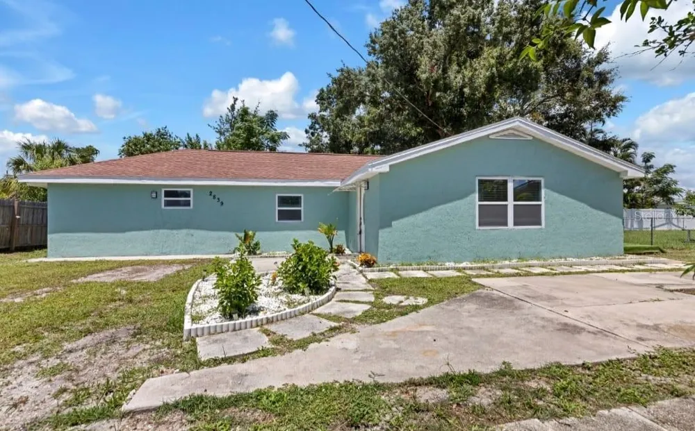 2839 OLYMPIC STREET Sarasota, FL 34231