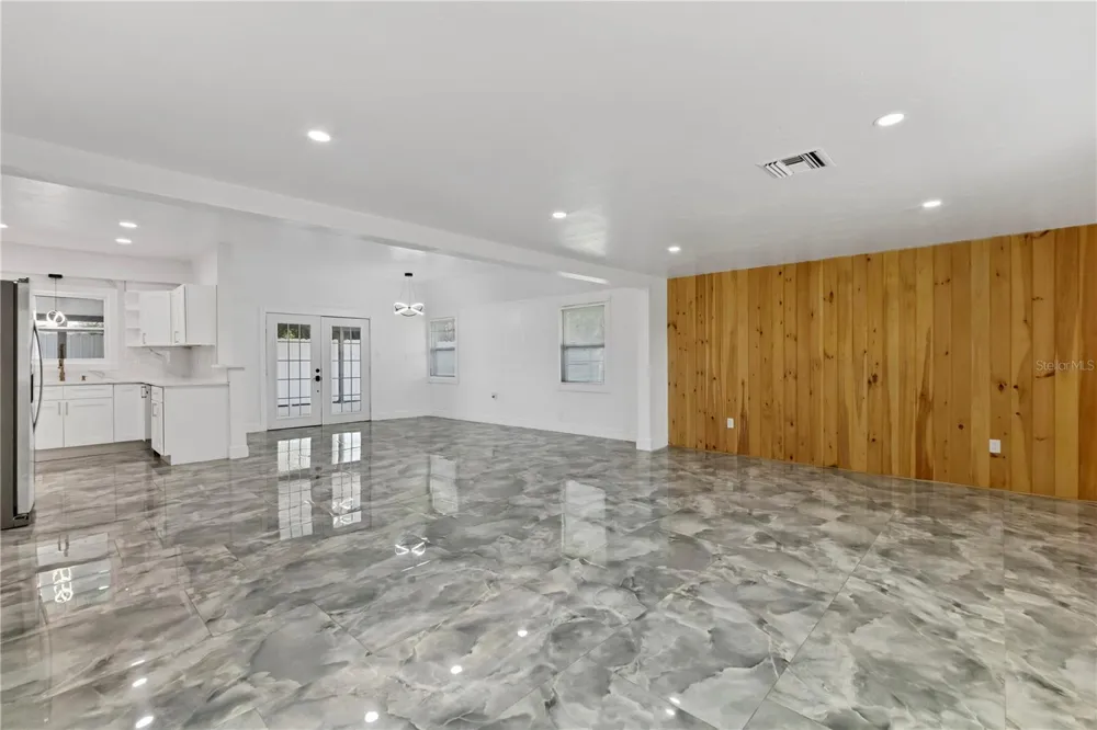 2839 OLYMPIC STREET Sarasota, FL 34231