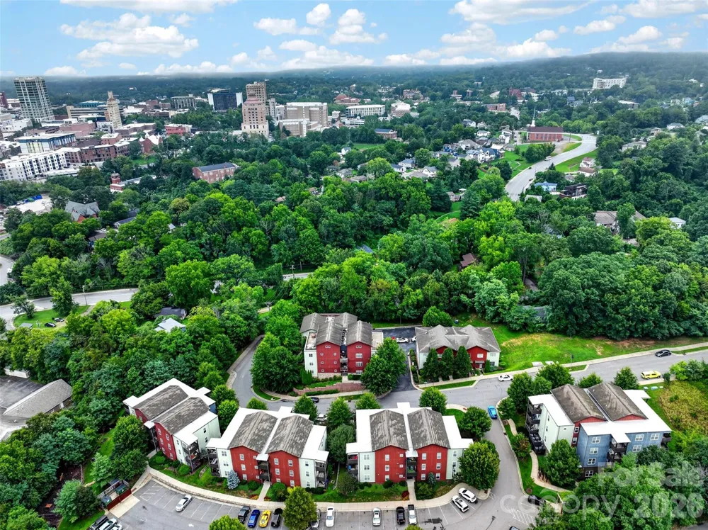 600 Skyloft Drive #102 Asheville, NC 28801