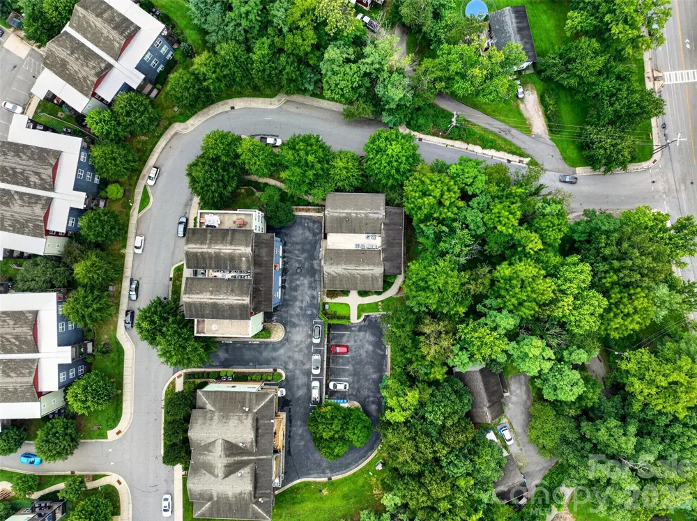 600 Skyloft Drive #102 Asheville, NC 28801