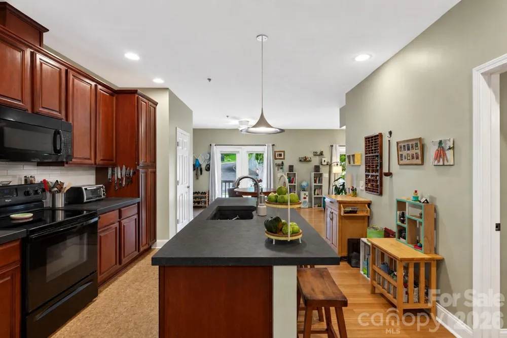 600 Skyloft Drive #102 Asheville, NC 28801