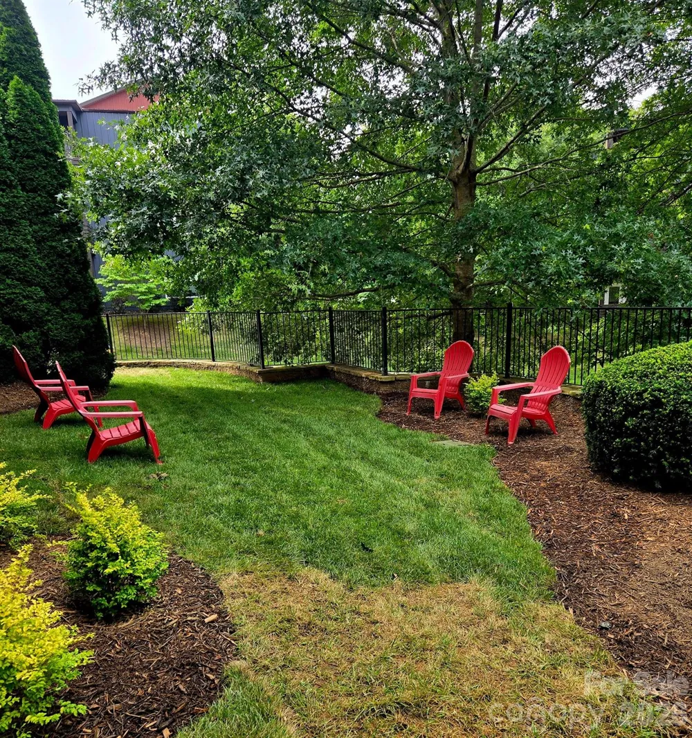 600 Skyloft Drive #102 Asheville, NC 28801