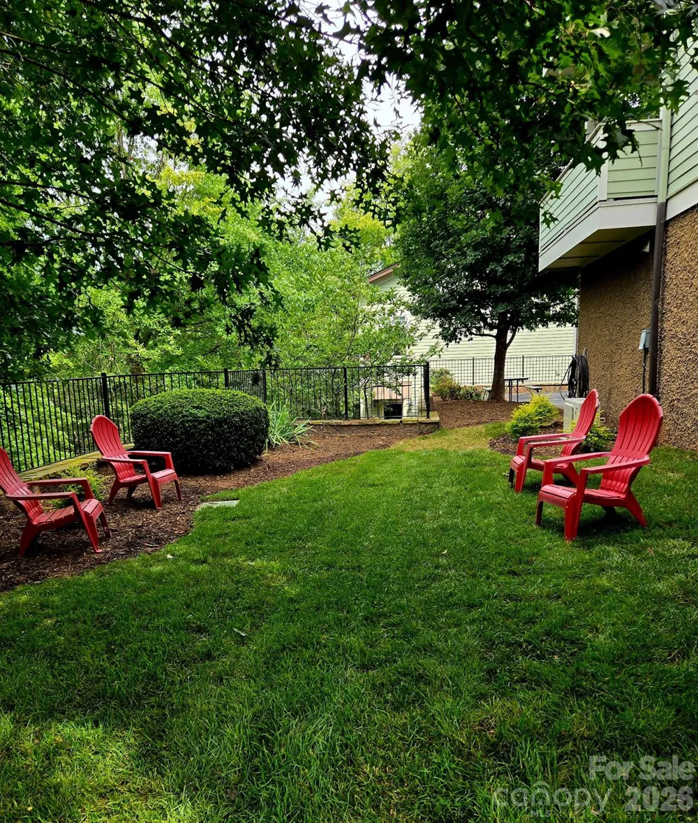 600 Skyloft Drive #102 Asheville, NC 28801