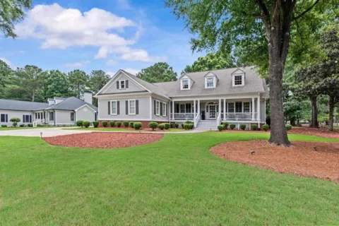 204 Broadlands Drive