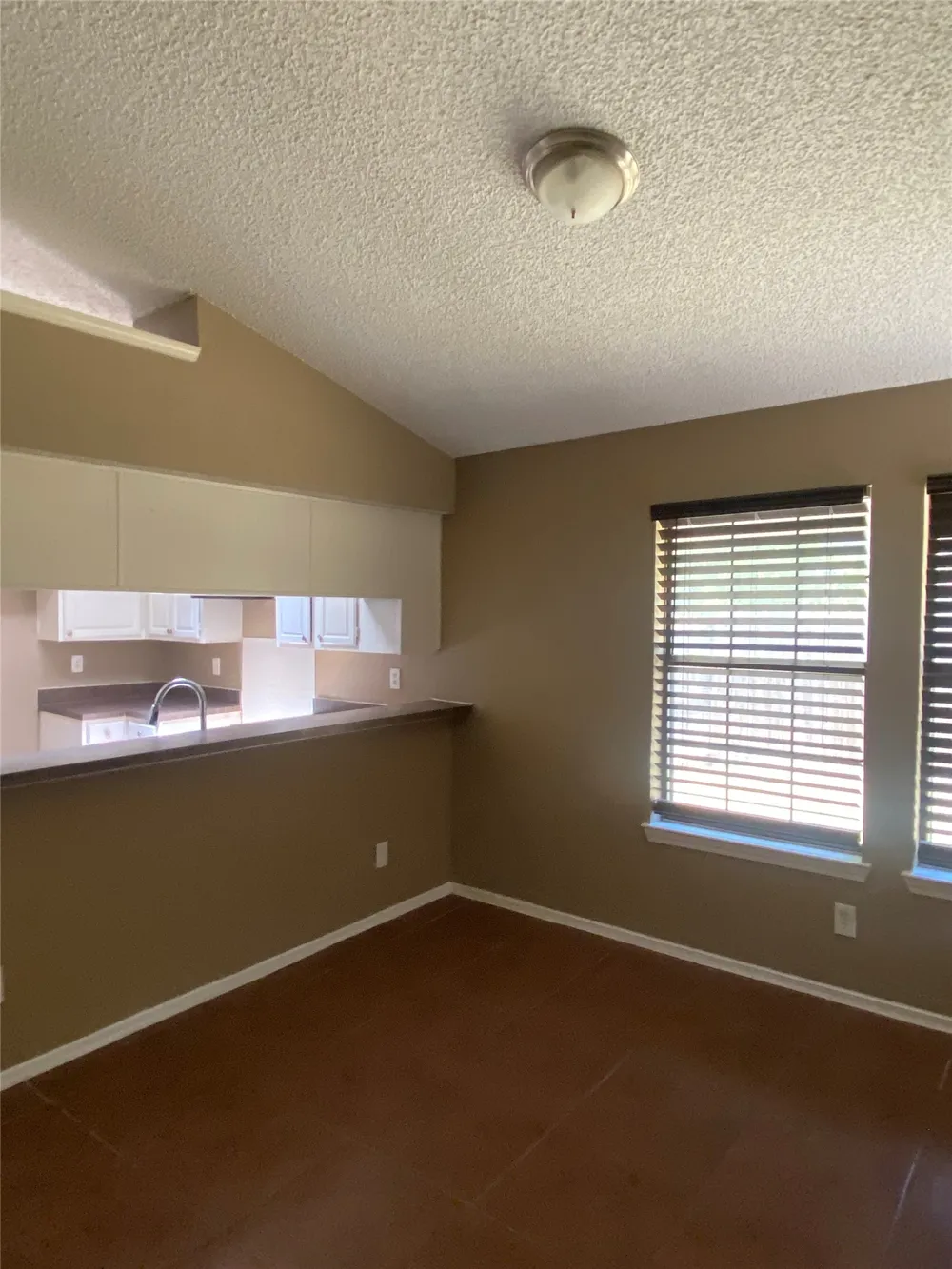 4370 Ashley Lane Grand Prairie, TX 75052