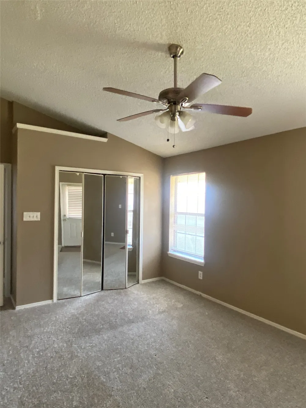 4370 Ashley Lane Grand Prairie, TX 75052