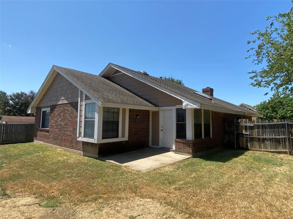 4370 Ashley Lane Grand Prairie, TX 75052