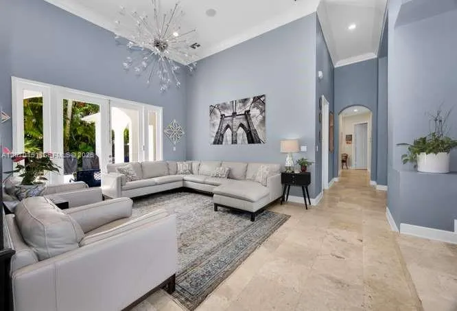 7840 SW 133rd Ter Pinecrest, FL 33156