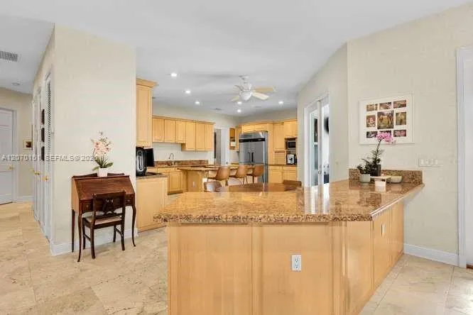 7840 SW 133rd Ter Pinecrest, FL 33156