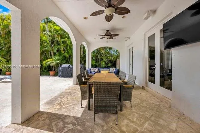 7840 SW 133rd Ter Pinecrest, FL 33156