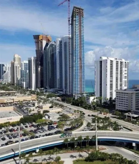 250 SUNNY ISLES BOULEVARD #3-601