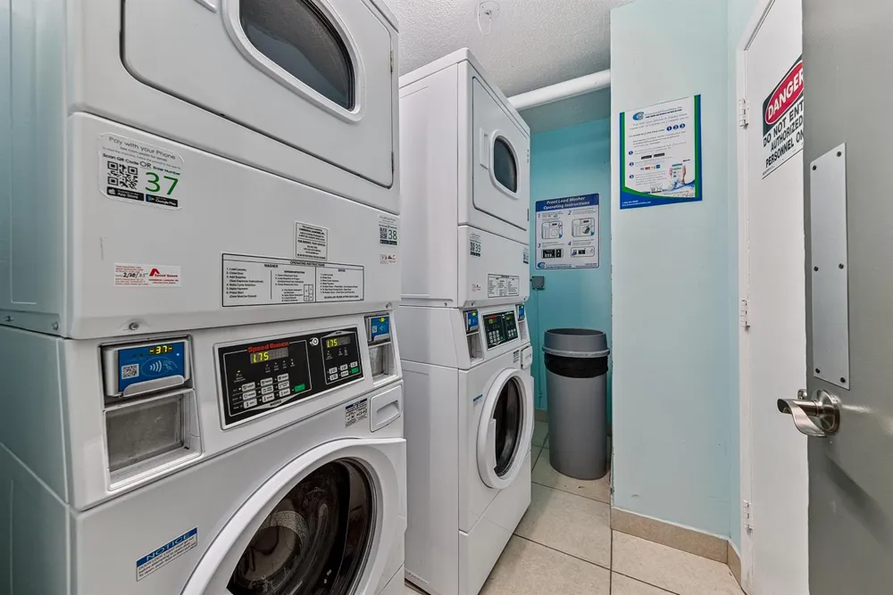 2900 NE 30TH STREET #D-3 Fort Lauderdale, FL 33306
