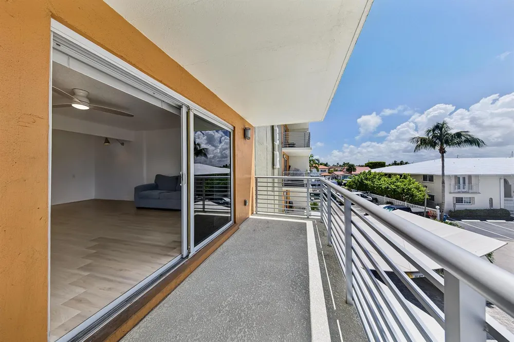 2900 NE 30TH STREET #D-3 Fort Lauderdale, FL 33306
