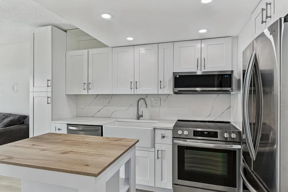 2900 NE 30TH STREET #D-3 Fort Lauderdale, FL 33306