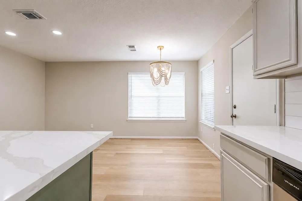 15819 Contender Lane Friendswood, TX 77546