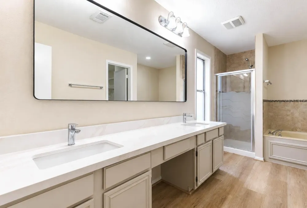 15819 Contender Lane Friendswood, TX 77546