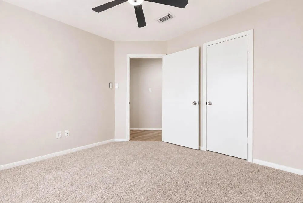 15819 Contender Lane Friendswood, TX 77546