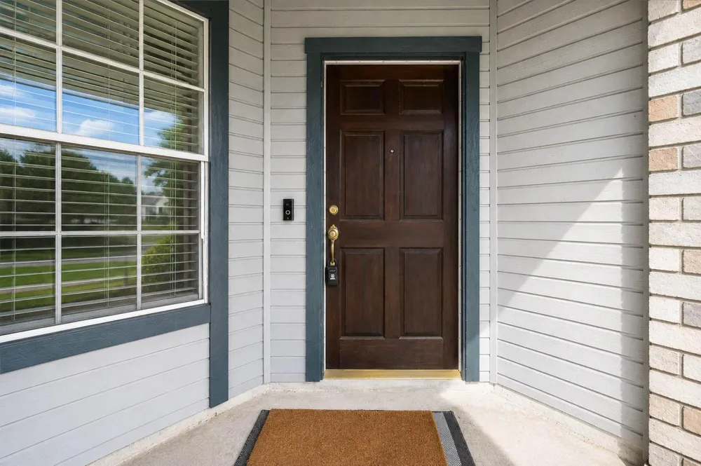 15819 Contender Lane Friendswood, TX 77546