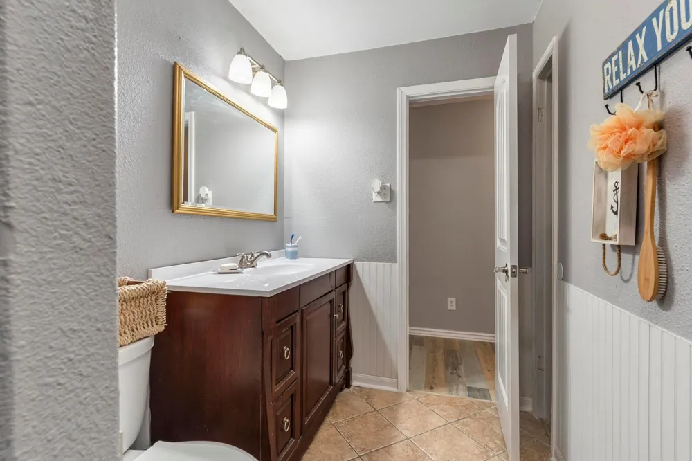 24511 Sunny Glen Dr Drive Houston, TX 77336
