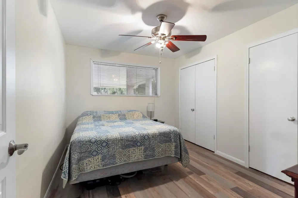 24511 Sunny Glen Dr Drive Houston, TX 77336