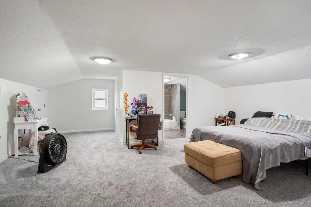 24511 Sunny Glen Dr Drive Houston, TX 77336