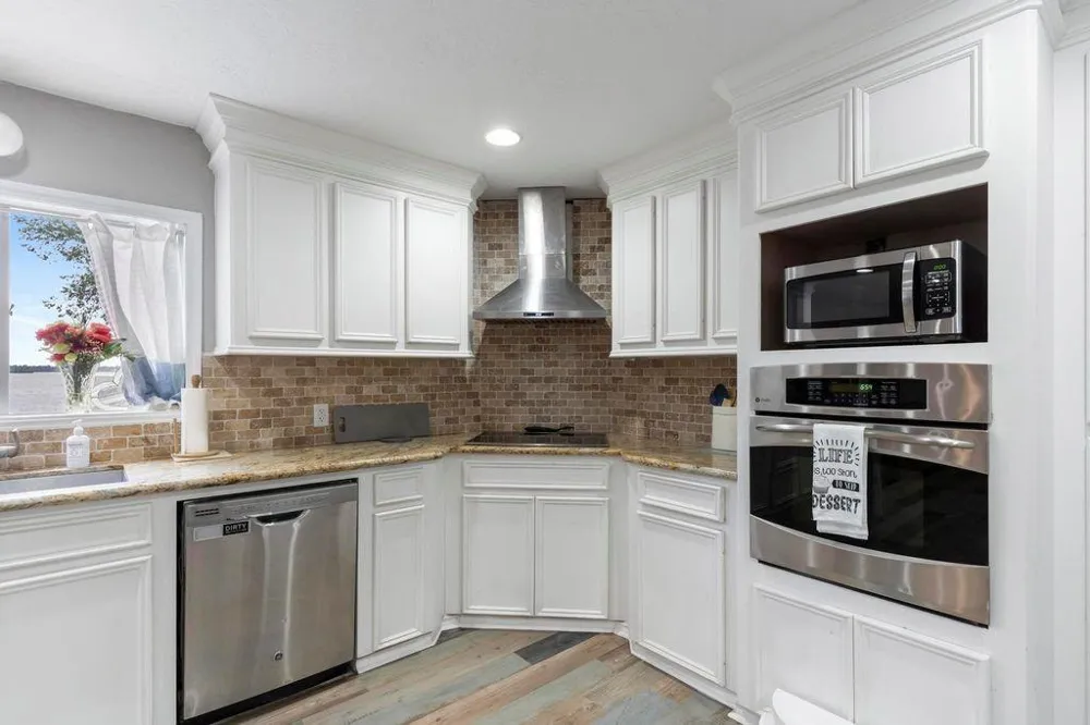 24511 Sunny Glen Dr Drive Houston, TX 77336
