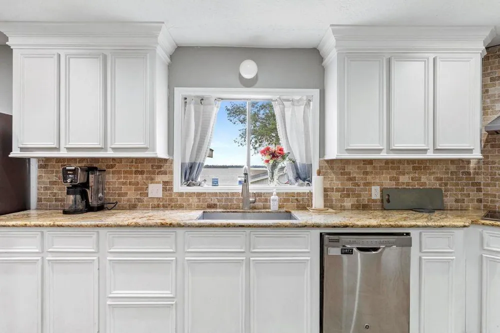 24511 Sunny Glen Dr Drive Houston, TX 77336