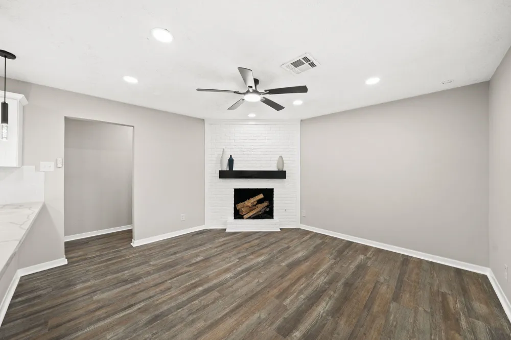 2714 San Jacinto Drive Pasadena, TX 77502