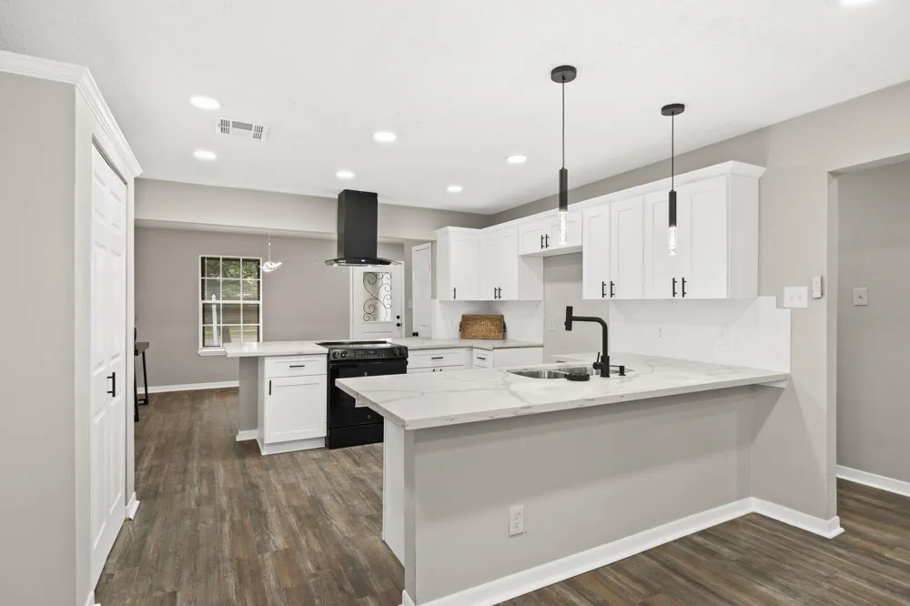 2714 San Jacinto Drive Pasadena, TX 77502