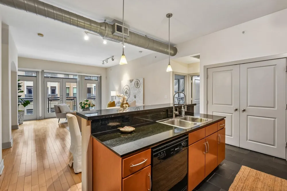 1901 Post Oak Boulevard #2607 Houston, TX 77056