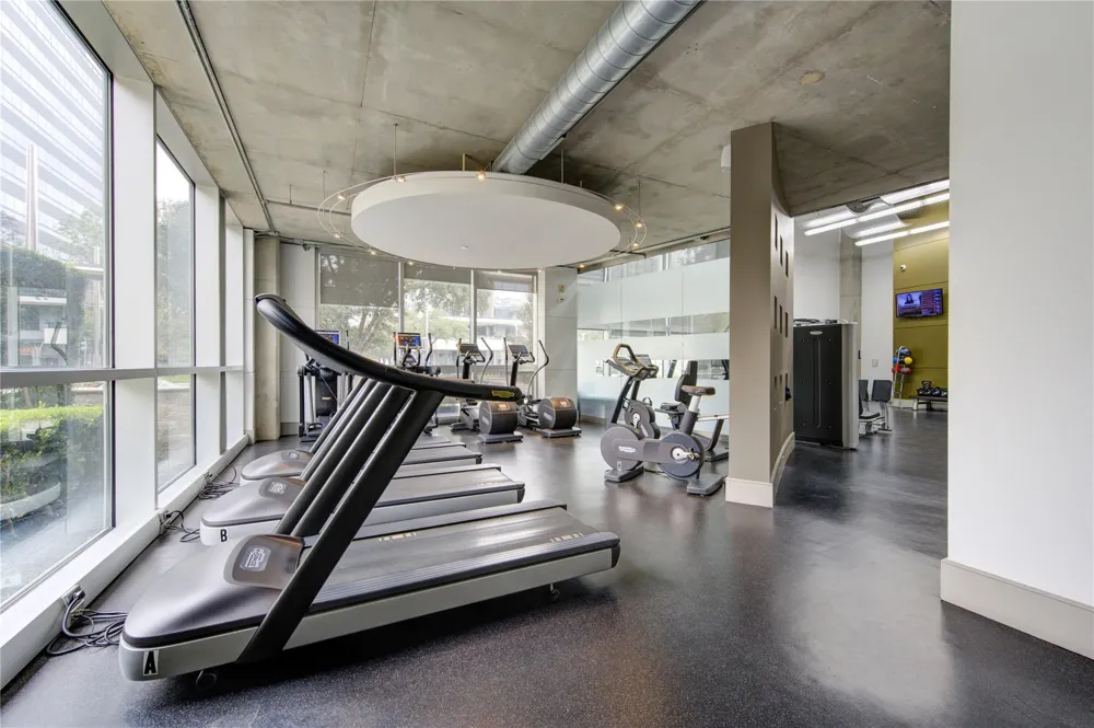 1901 Post Oak Boulevard #2607 Houston, TX 77056