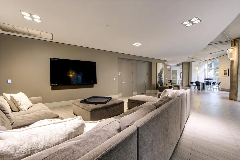 1901 Post Oak Boulevard #2607 Houston, TX 77056