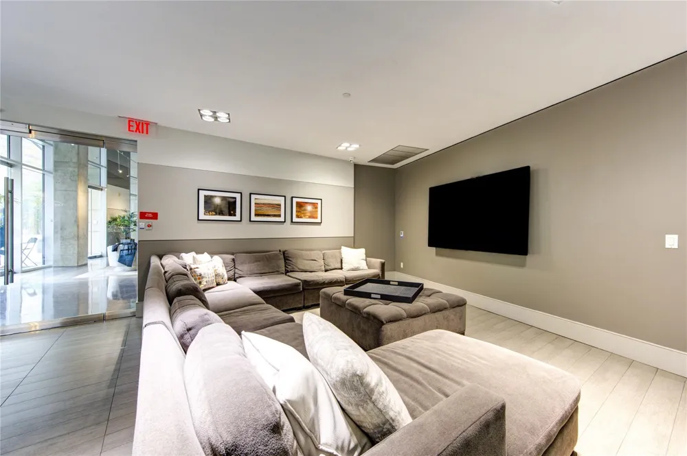 1901 Post Oak Boulevard #2607 Houston, TX 77056