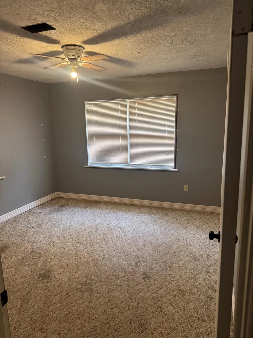 606 Hickory Street Colmesneil, TX 75938