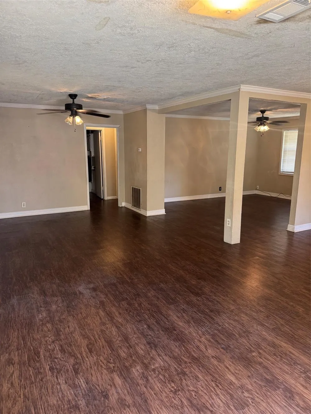 606 Hickory Street Colmesneil, TX 75938