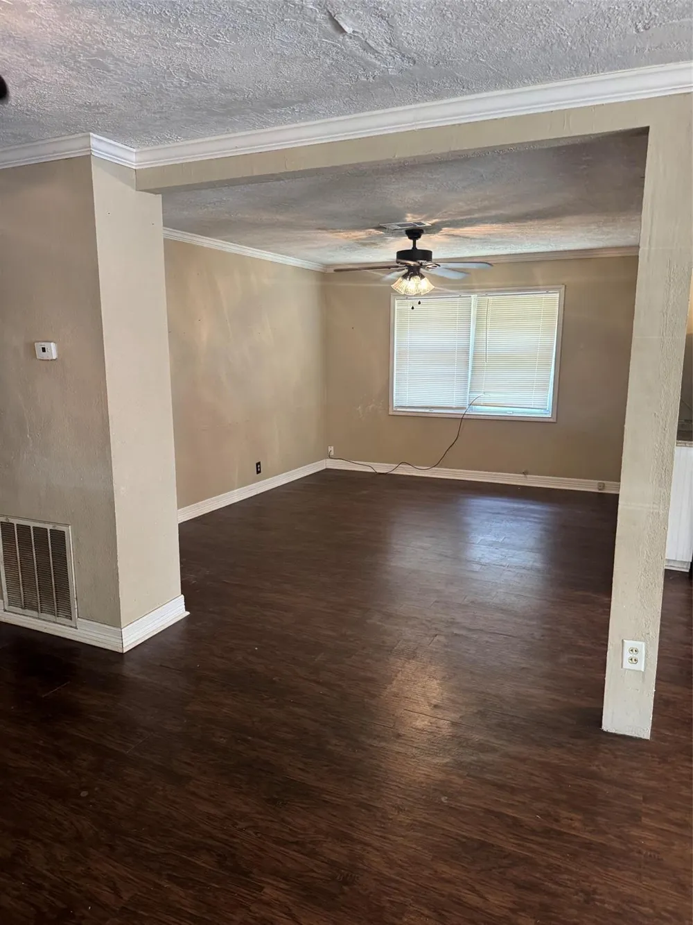 606 Hickory Street Colmesneil, TX 75938