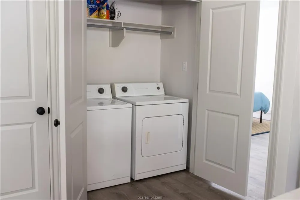 1114 E 25th Street Bryan, TX 77803