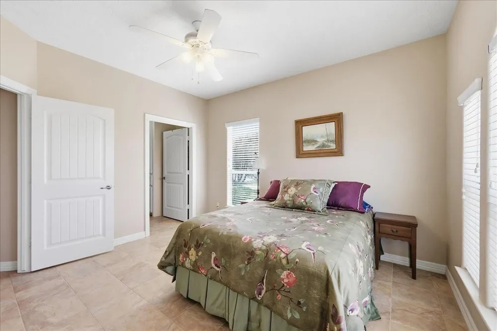 207 Heartfield Lane Anahuac, TX 77514