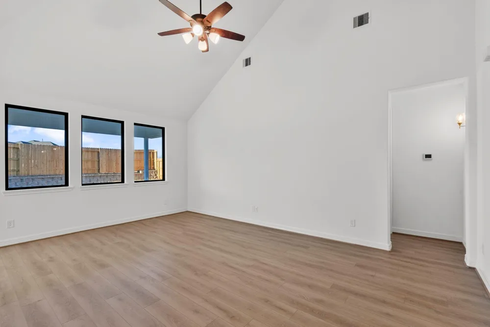 7914 Jade Crest Drive Angleton, TX 77515
