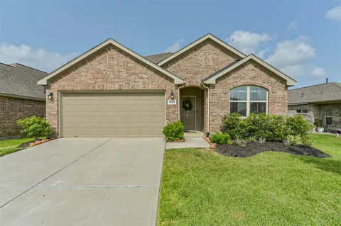 4124 E Bayou Maison