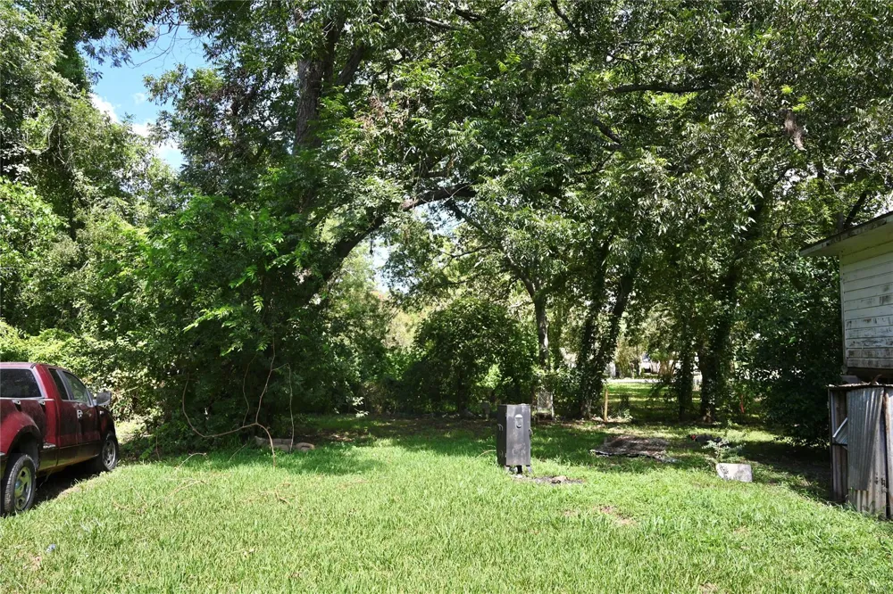 111 6th Street Rosenberg, TX 77471