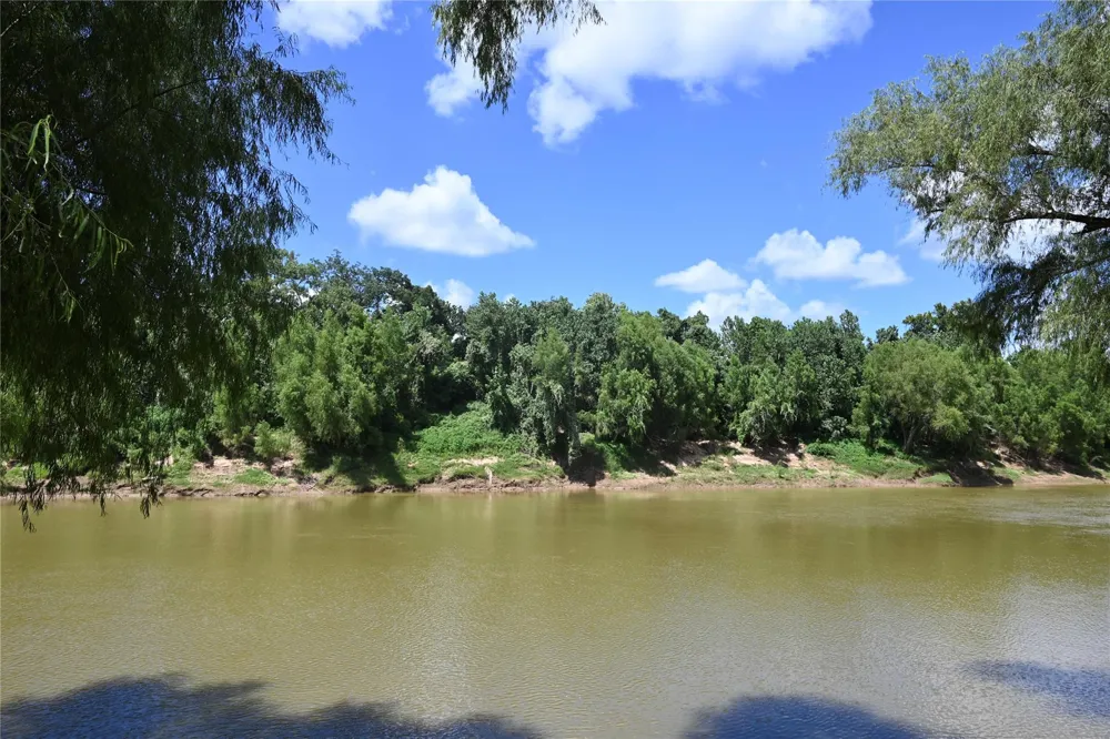 111 6th Street Rosenberg, TX 77471