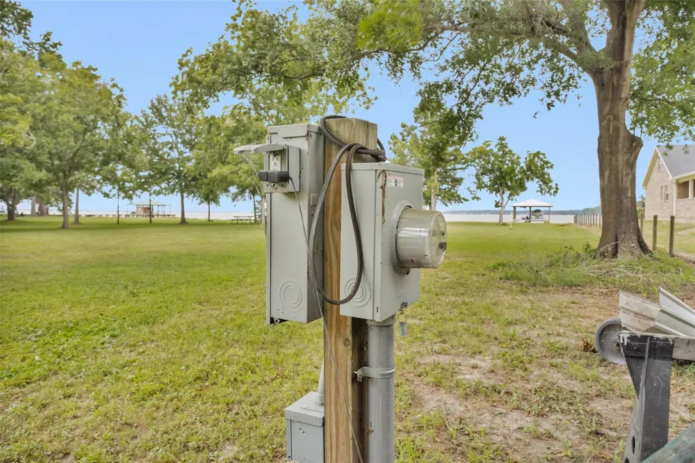 270 Johnson Road Coldspring, TX 77331