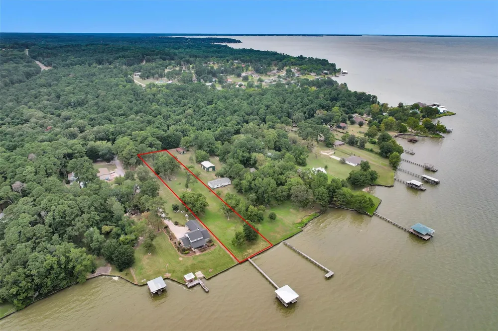 270 Johnson Road Coldspring, TX 77331
