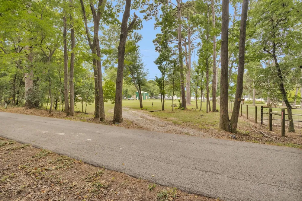 270 Johnson Road Coldspring, TX 77331