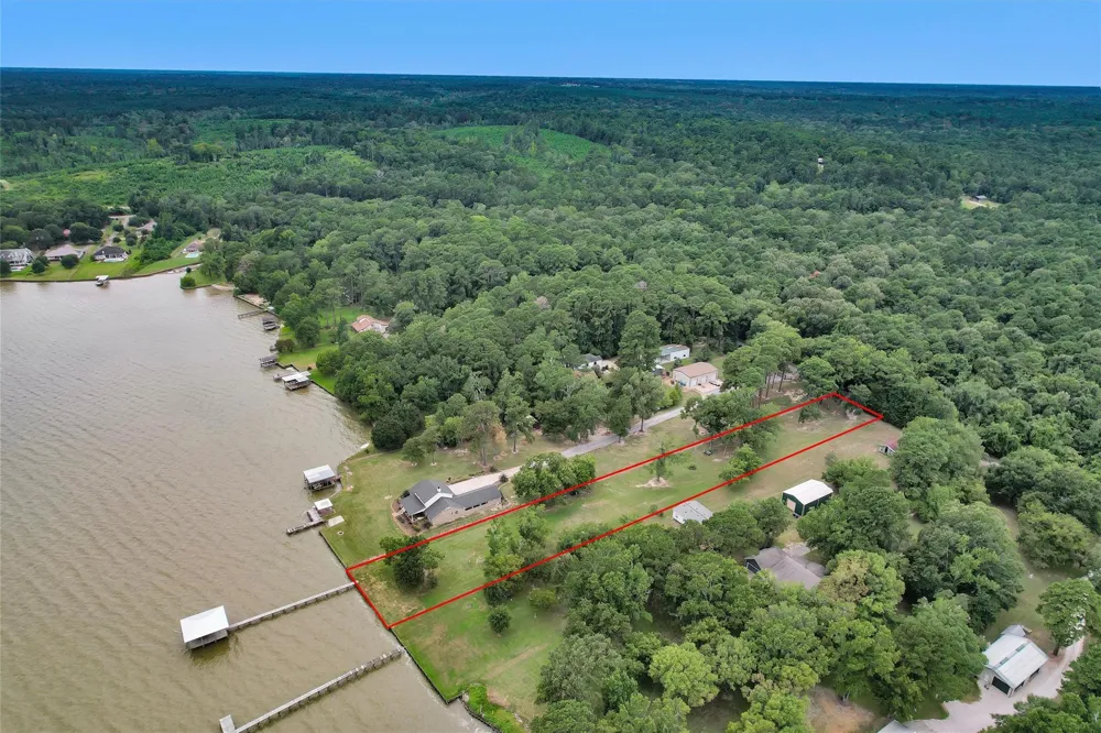 270 Johnson Road Coldspring, TX 77331