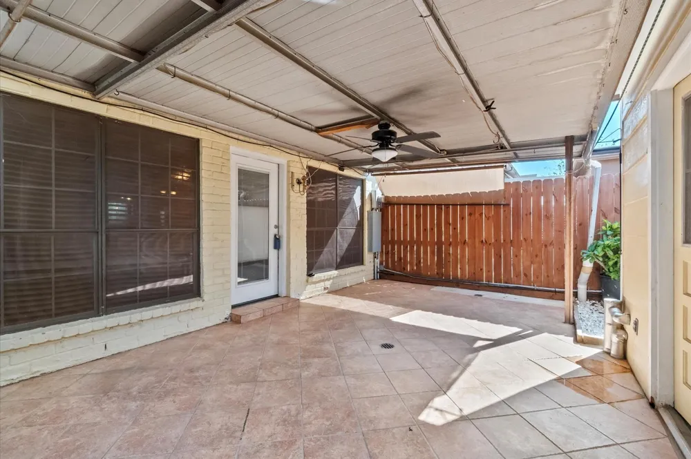 1025 Willow Oaks Circle Pasadena, TX 77506