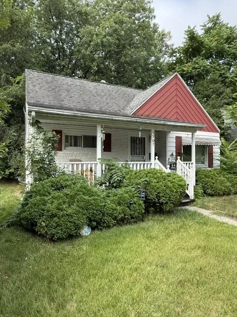 1707 Greenbrook Lane Flint, MI 48507