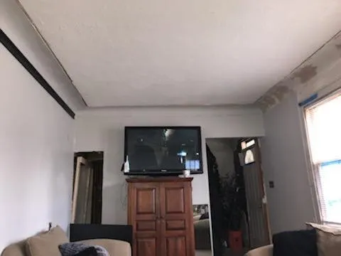 15516 Stansbury Avenue Detroit, MI 48227