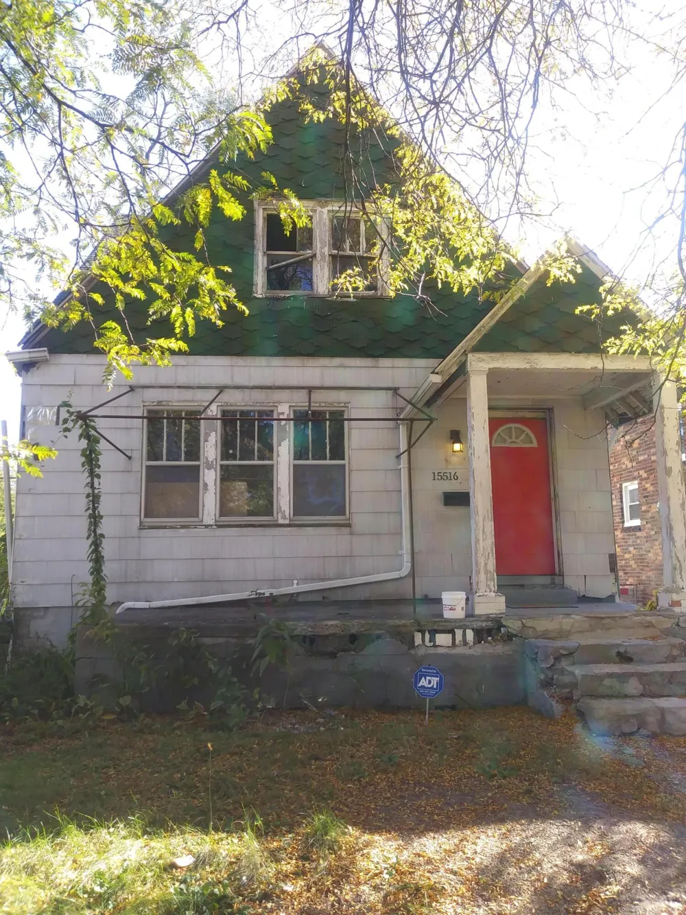 15516 Stansbury Avenue Detroit, MI 48227